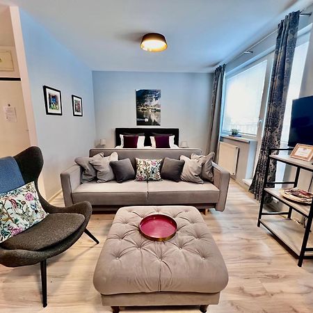 Bl - The Executive Suite, Boru - 24Hr Self Check-In, Free Private Parking, Balcony With Mountain View, 5 Minute Walk To City Center บันสกาบิสตรีตซา ภายนอก รูปภาพ